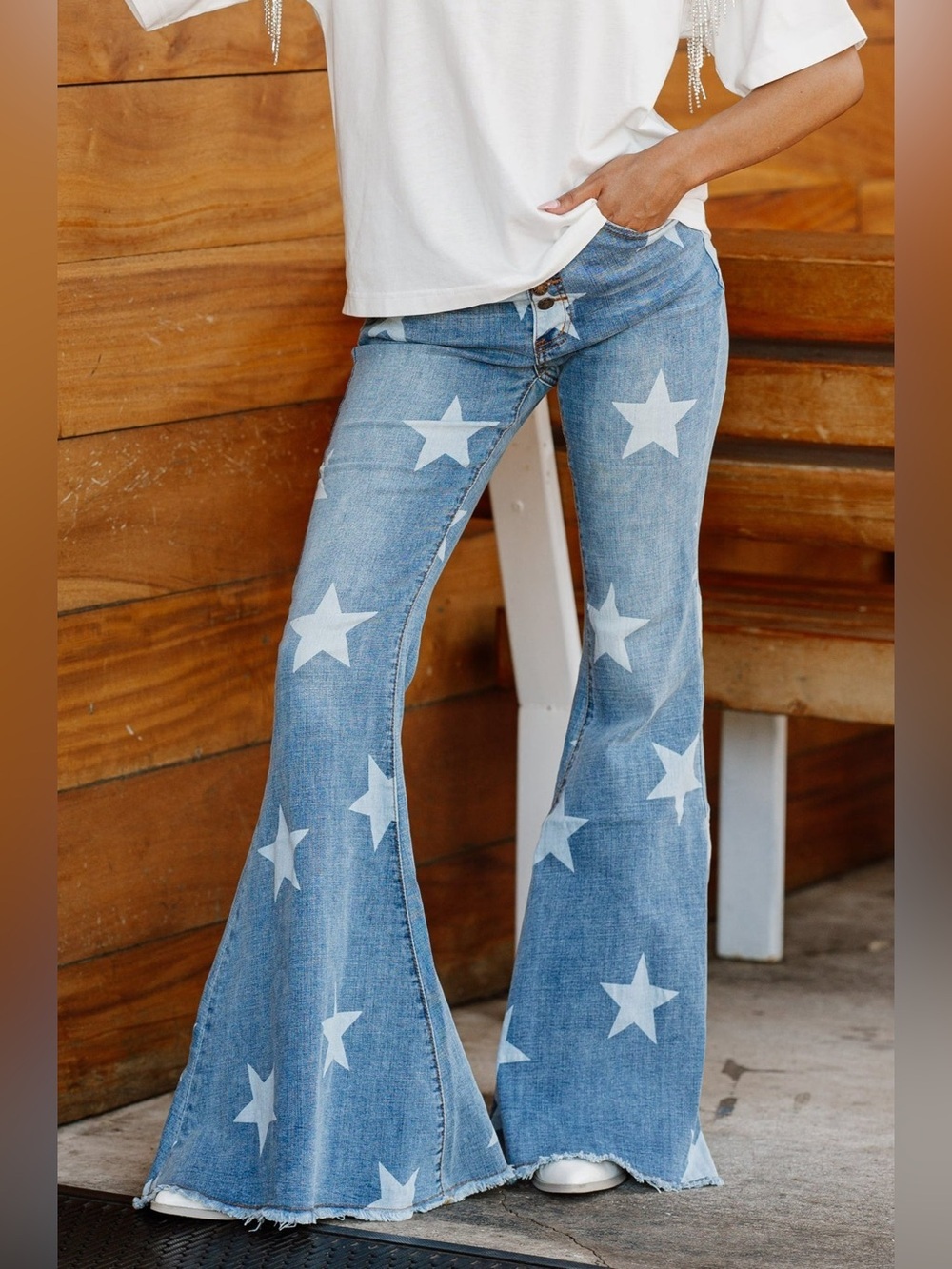 BLUE BUTTERCUP Oh Say Can You See Star Printed Denim Flare Jeans Patriotic NEW - Picture 3 of 8